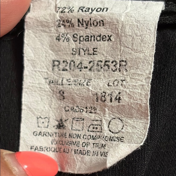 Mode DeVie Classic Black Women's dress Pants, size 8 - Picture 8 of 8